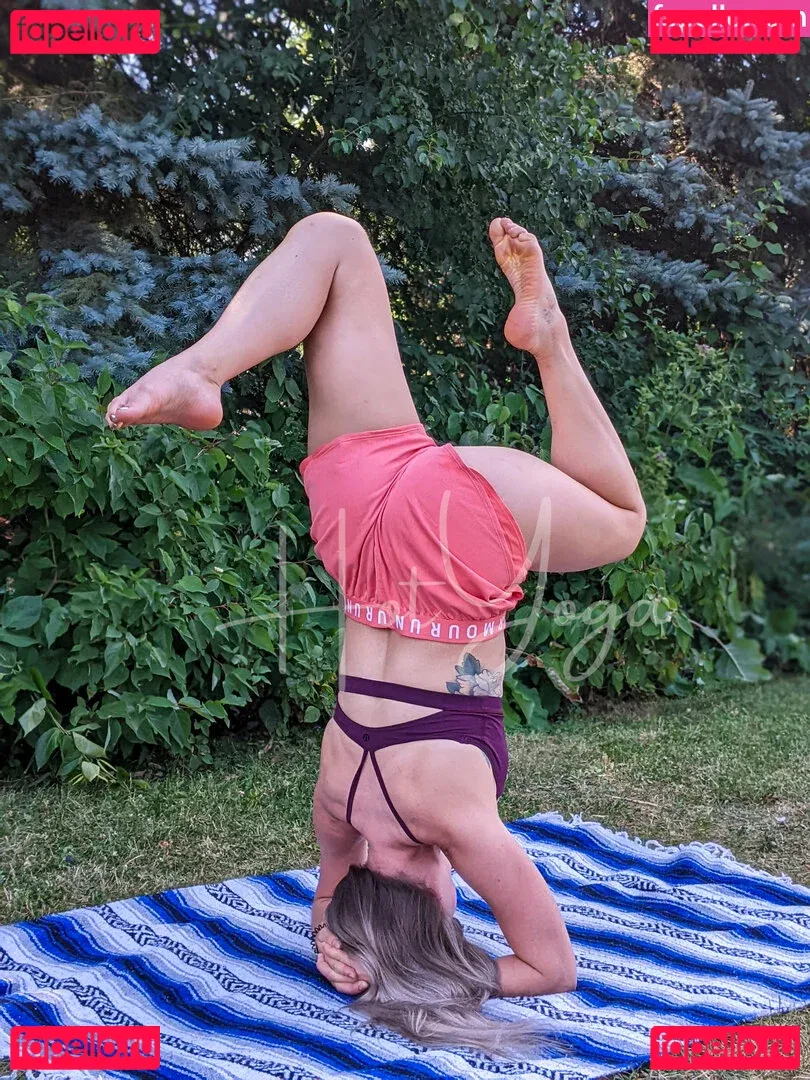 hot-yoga Onlyfans Photo Gallery 