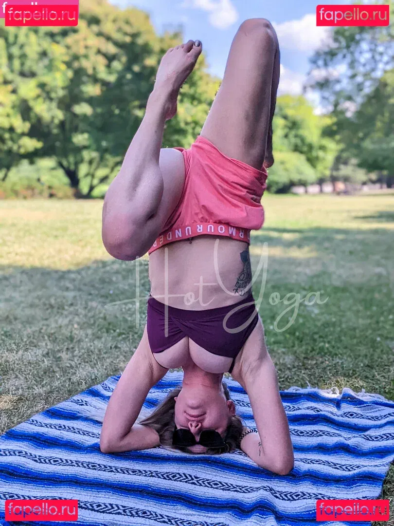 hot-yoga Onlyfans Photo Gallery 