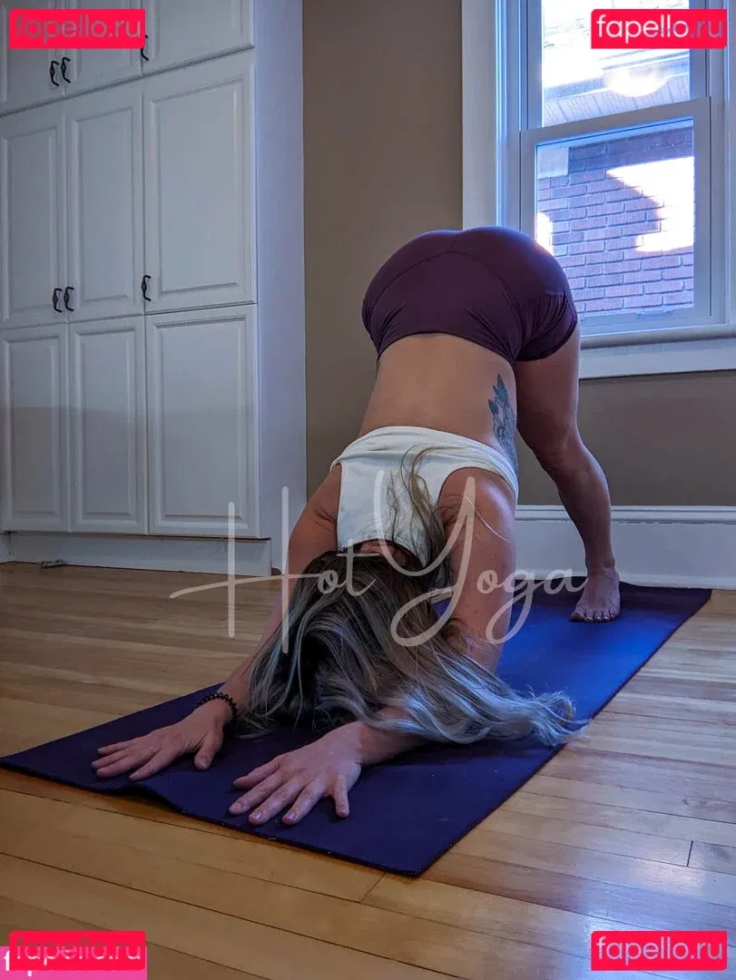hot-yoga Onlyfans Photo Gallery 