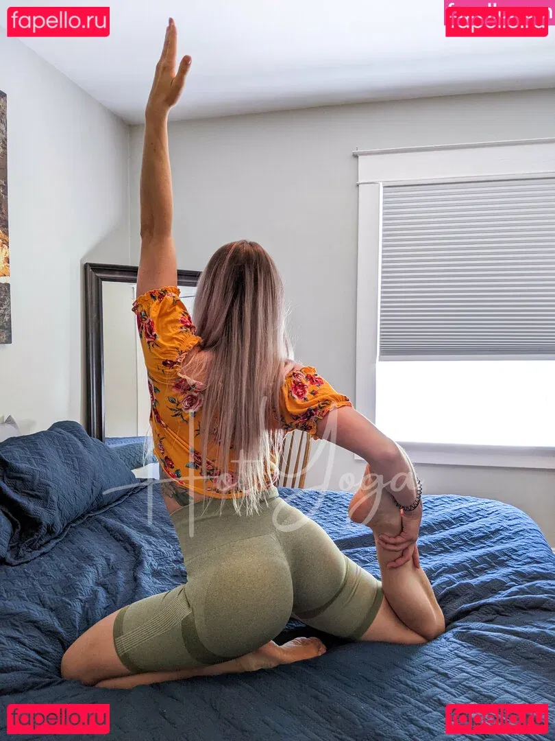 hot-yoga Onlyfans Photo Gallery 