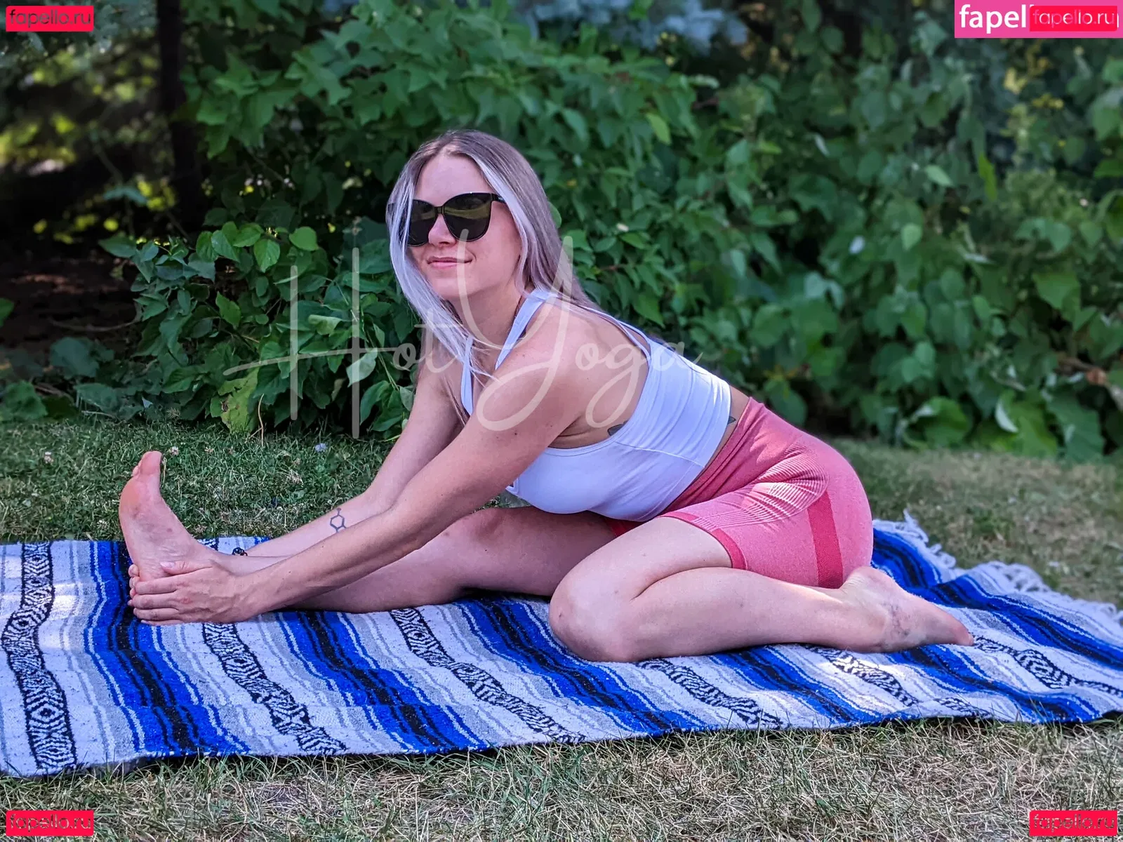 hot-yoga Onlyfans Photo Gallery 