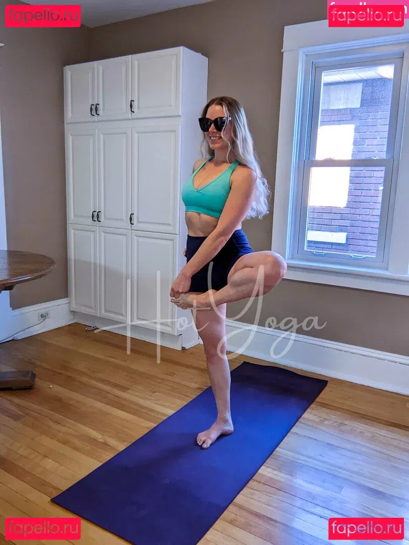 hot-yoga Onlyfans Photo Gallery 