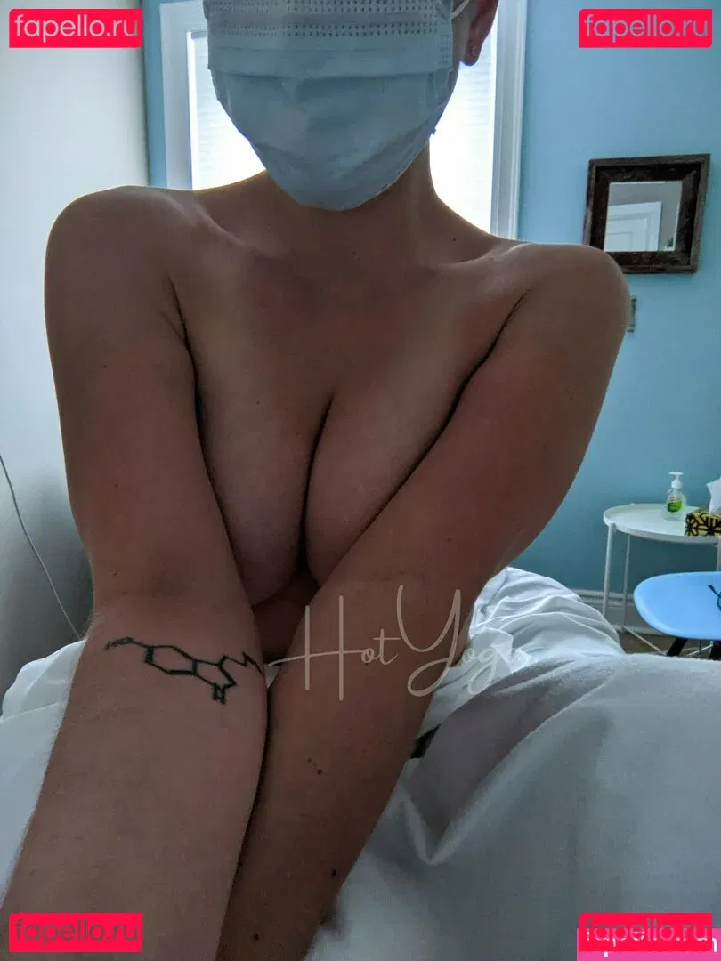 hot-yoga Onlyfans Photo Gallery 