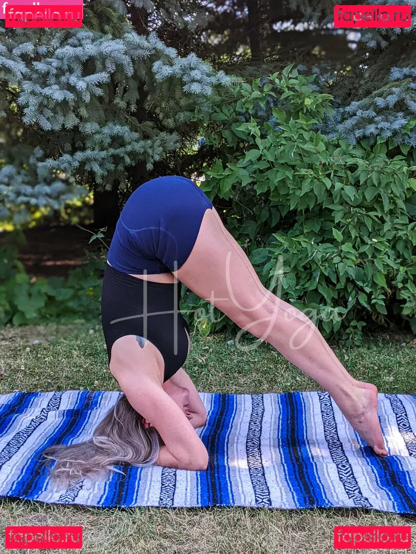hot-yoga Onlyfans Photo Gallery 
