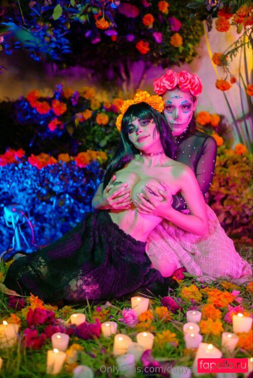 DanyanCat Onlyfans Photo Gallery 