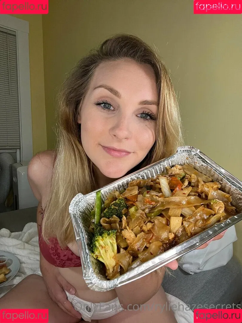 ryliehaze420 Onlyfans Photo Gallery 