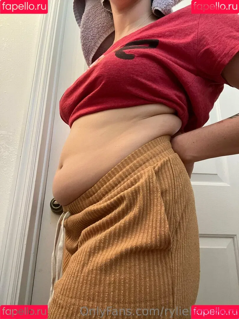 ryliehaze420 Onlyfans Photo Gallery 