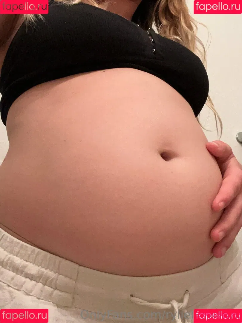 ryliehaze420 Onlyfans Photo Gallery 