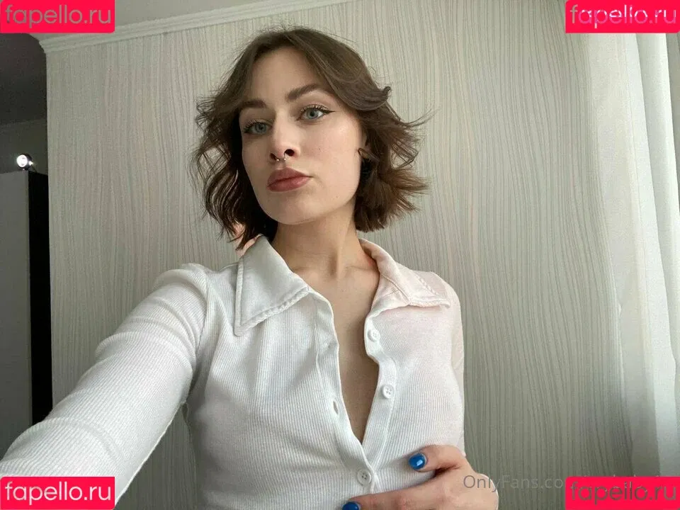 Crybaby16 Onlyfans Photo Gallery 