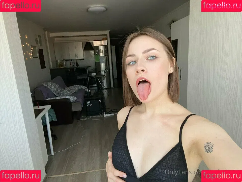 Crybaby16 Onlyfans Photo Gallery 