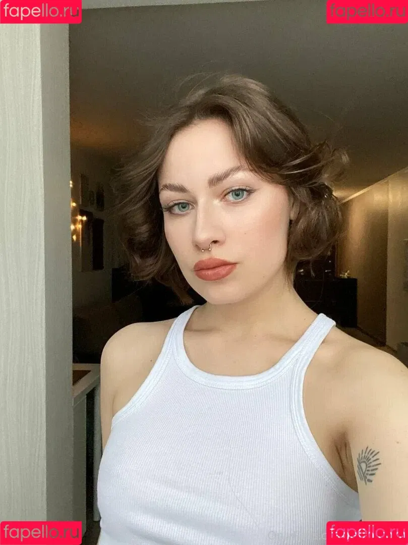 Crybaby16 Onlyfans Photo Gallery 
