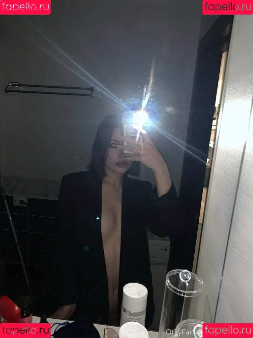 Crybaby16 Onlyfans Photo Gallery 