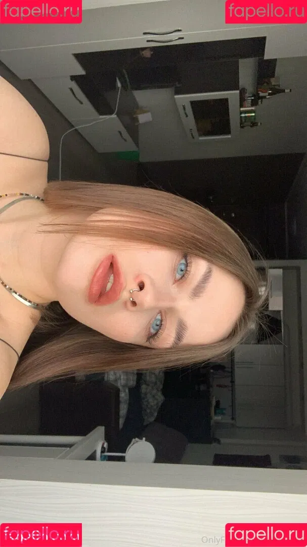 Crybaby16 Onlyfans Photo Gallery 