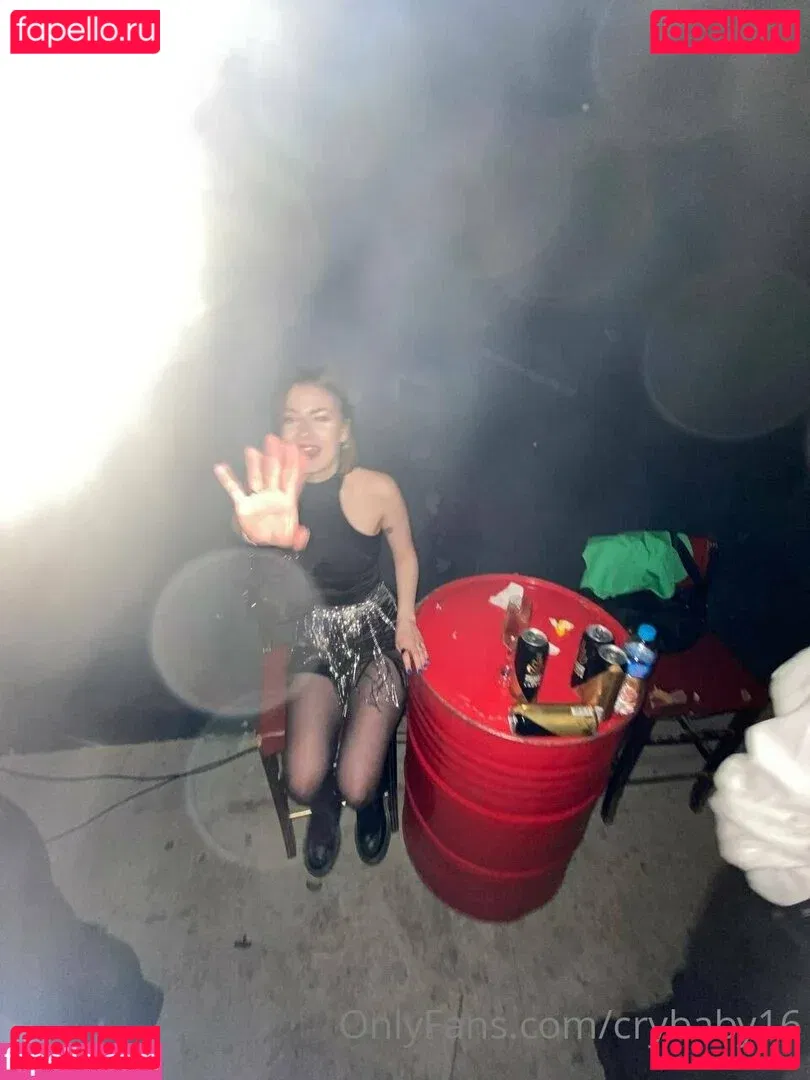 Crybaby16 Onlyfans Photo Gallery 