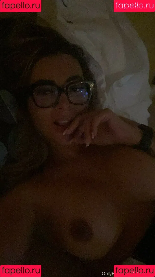 Isabella Schutz Onlyfans Photo Gallery 