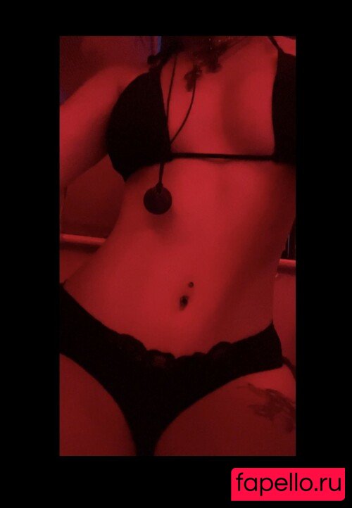 Thotlycrue Onlyfans Photo Gallery 