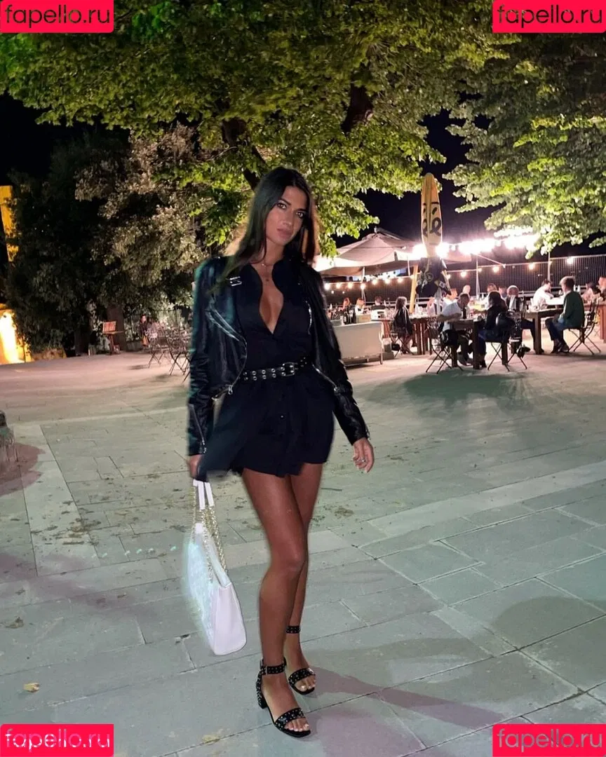 Valentina Venturi Onlyfans Photo Gallery 