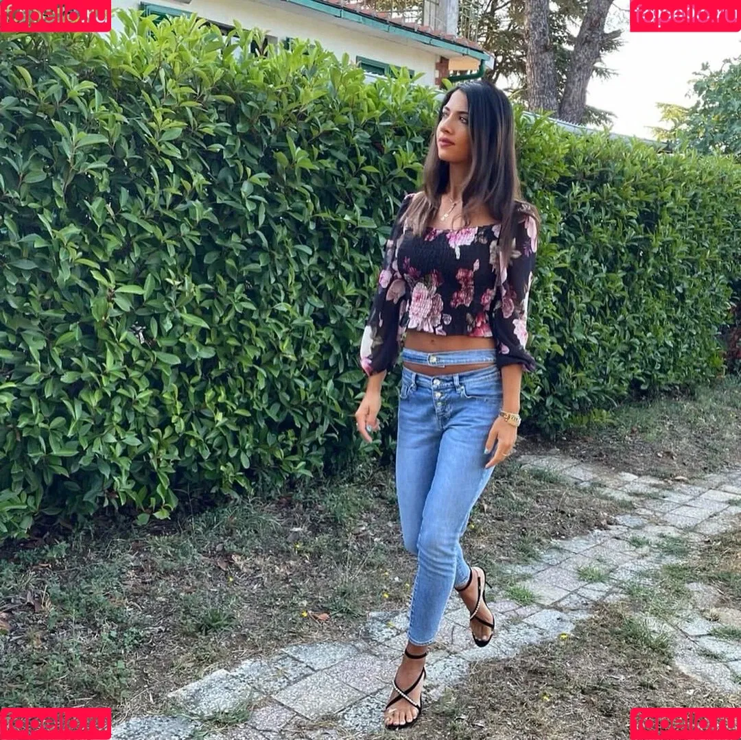 Valentina Venturi Onlyfans Photo Gallery 