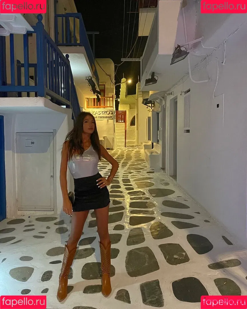 Valentina Venturi Onlyfans Photo Gallery 
