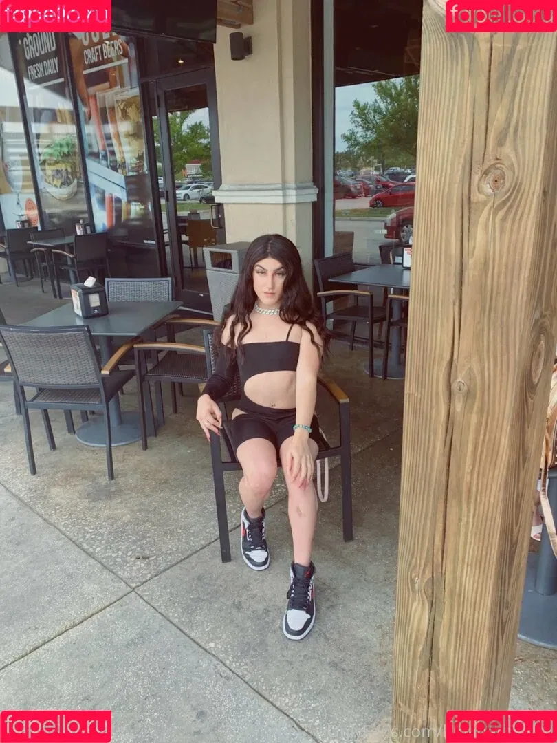 lunabarbiedoll Onlyfans Photo Gallery 