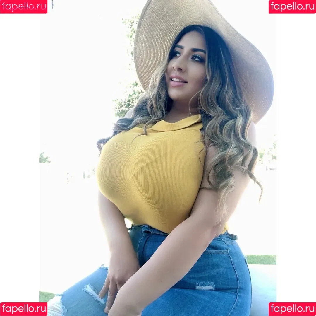 Nimsayvalens Onlyfans Photo Gallery 