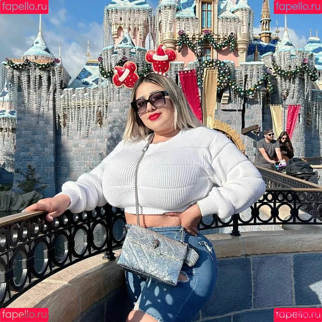 Nimsayvalens Onlyfans Photo Gallery 