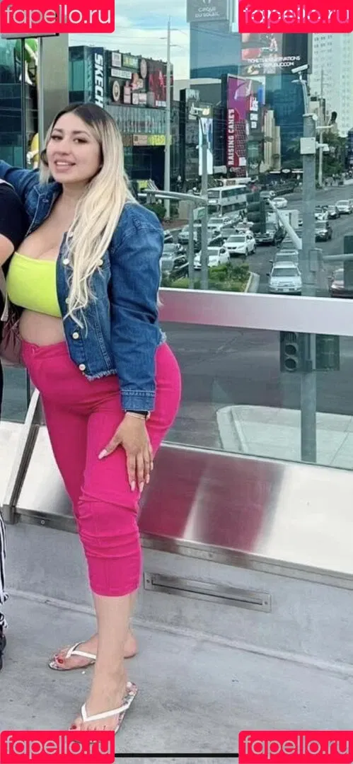 Nimsayvalens Onlyfans Photo Gallery 