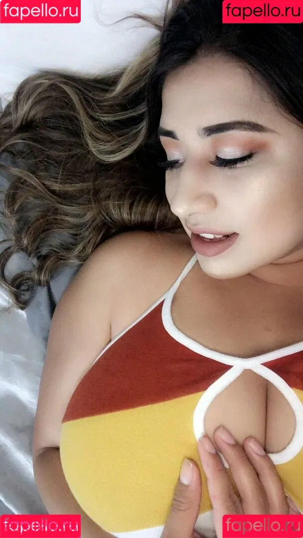 Nimsayvalens Onlyfans Photo Gallery 