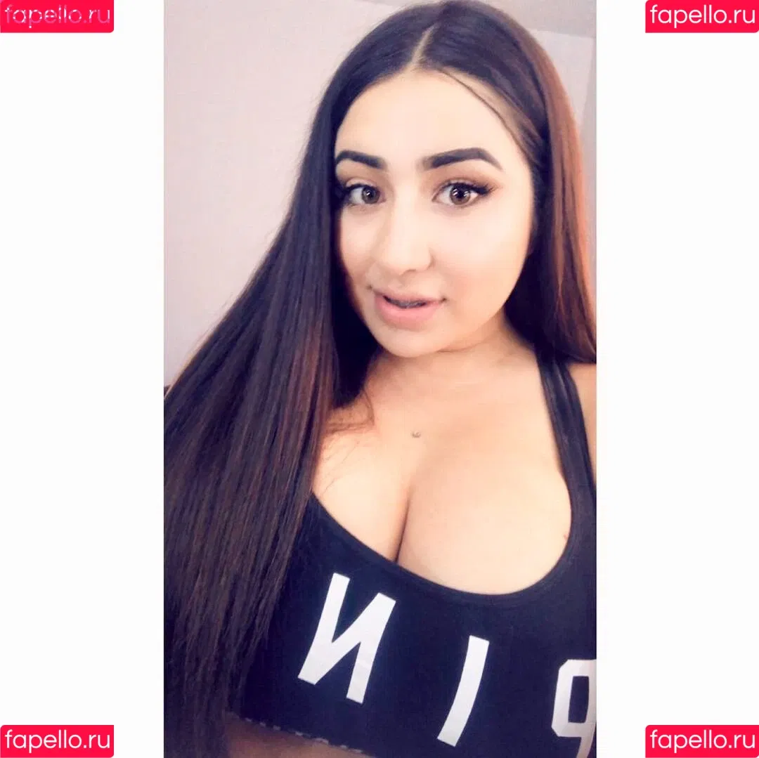 Nimsayvalens Onlyfans Photo Gallery 