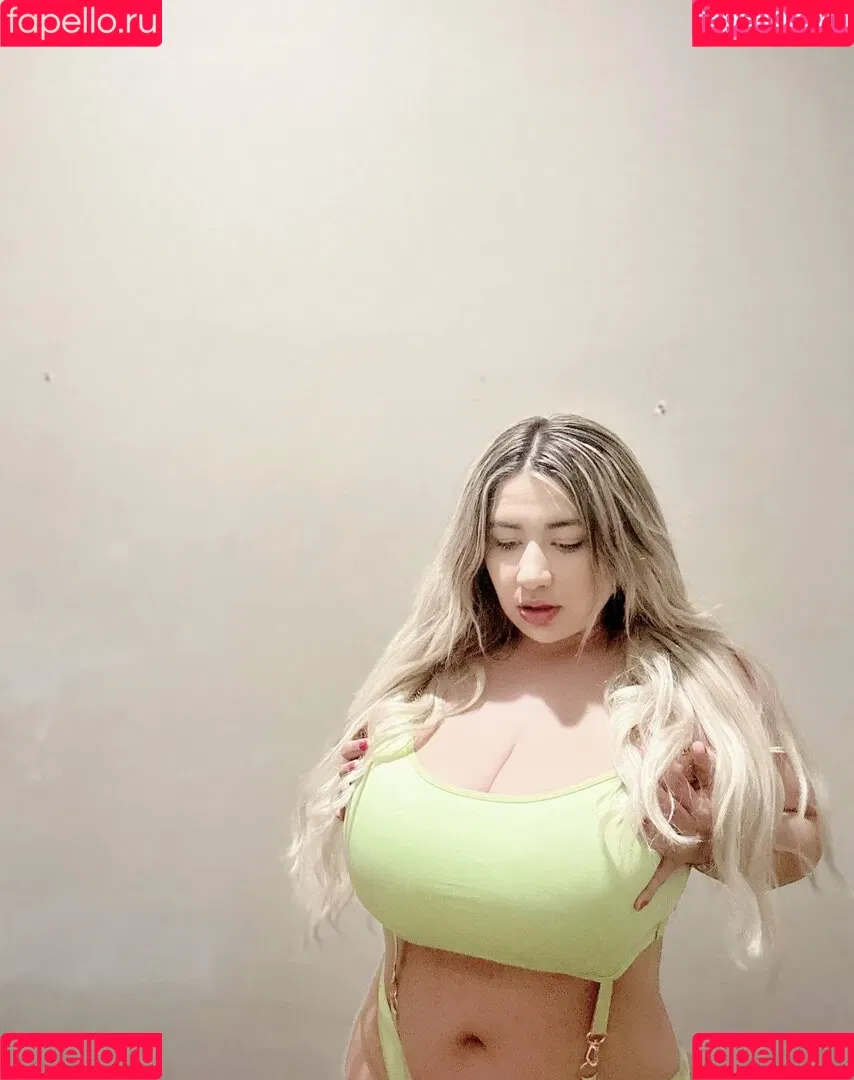 Nimsayvalens Onlyfans Photo Gallery 
