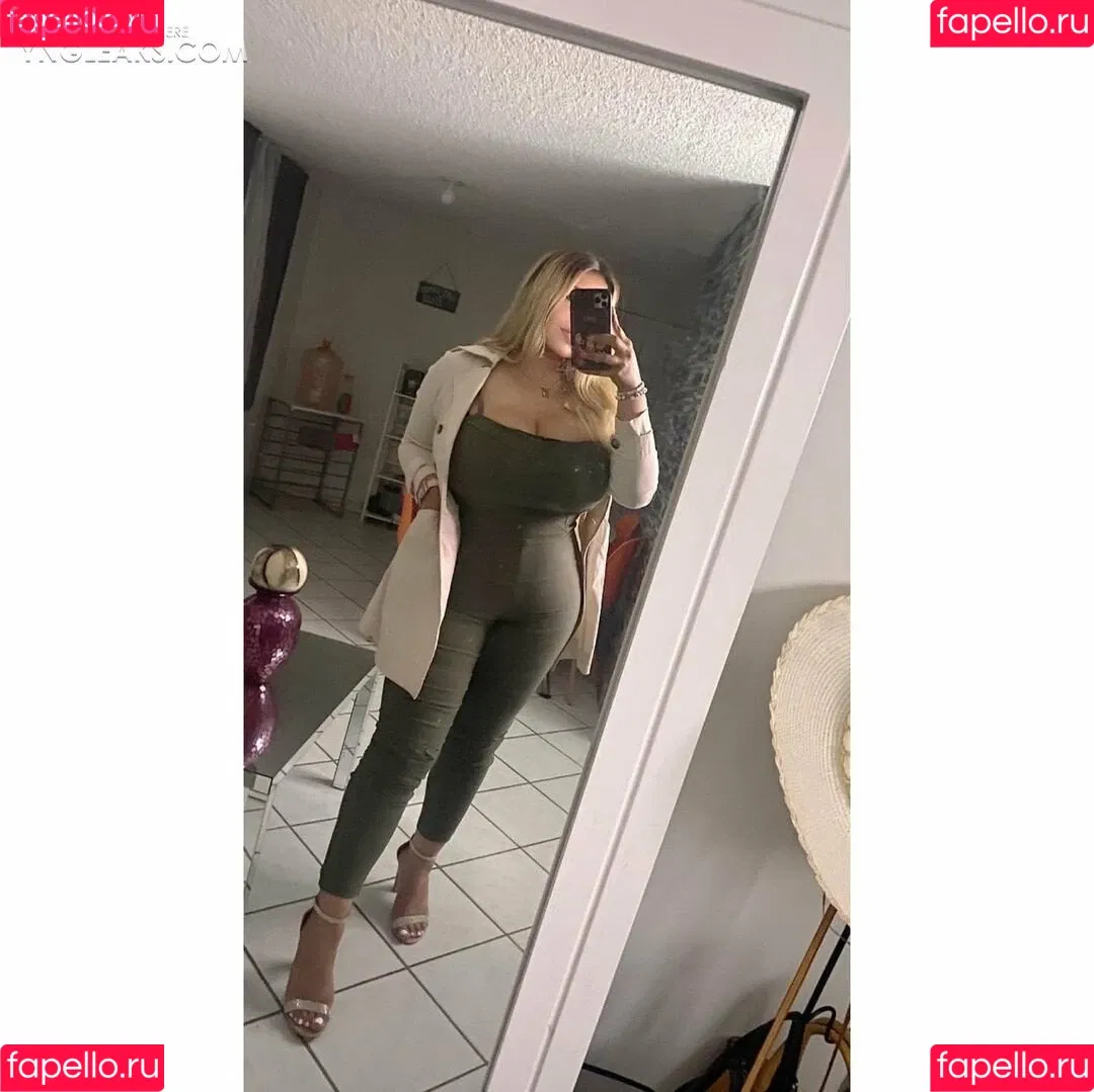 Nimsayvalens Onlyfans Photo Gallery 
