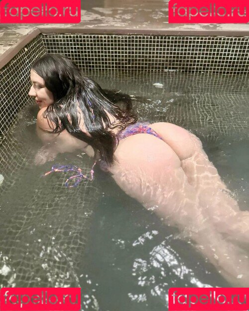 Nimsayvalens Onlyfans Photo Gallery 