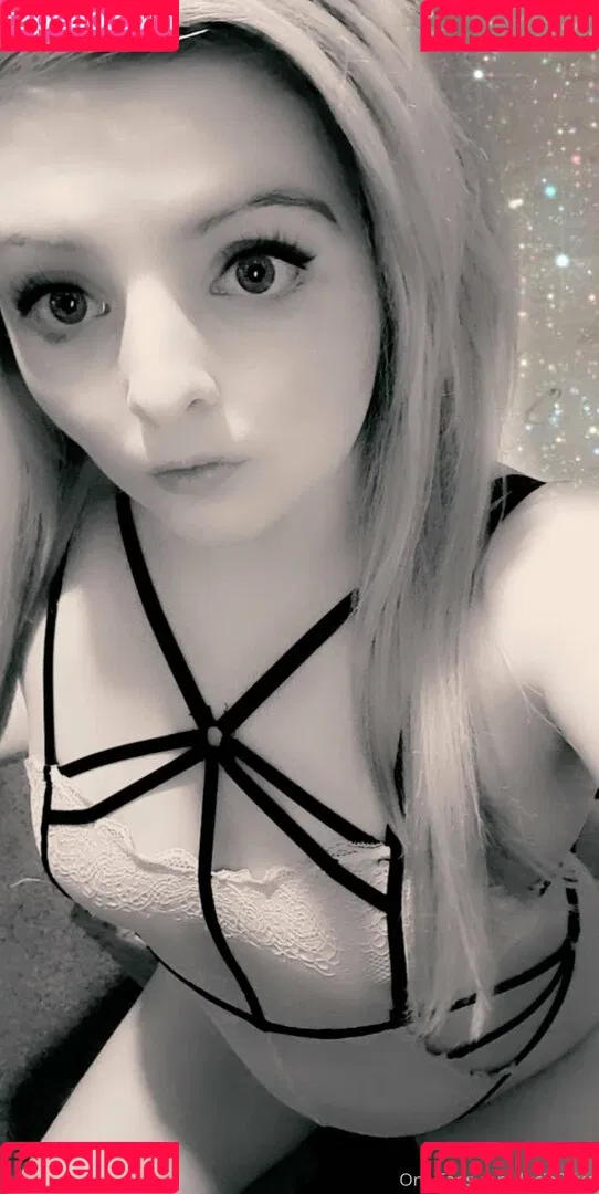 alexxxuncensoredx Onlyfans Photo Gallery 