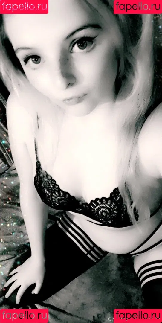 alexxxuncensoredx Onlyfans Photo Gallery 
