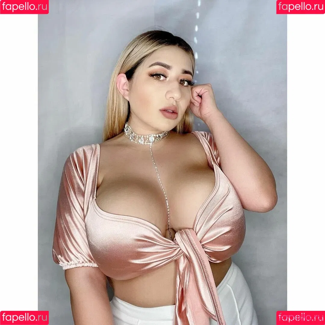 Nimsayvalens Onlyfans Photo Gallery 