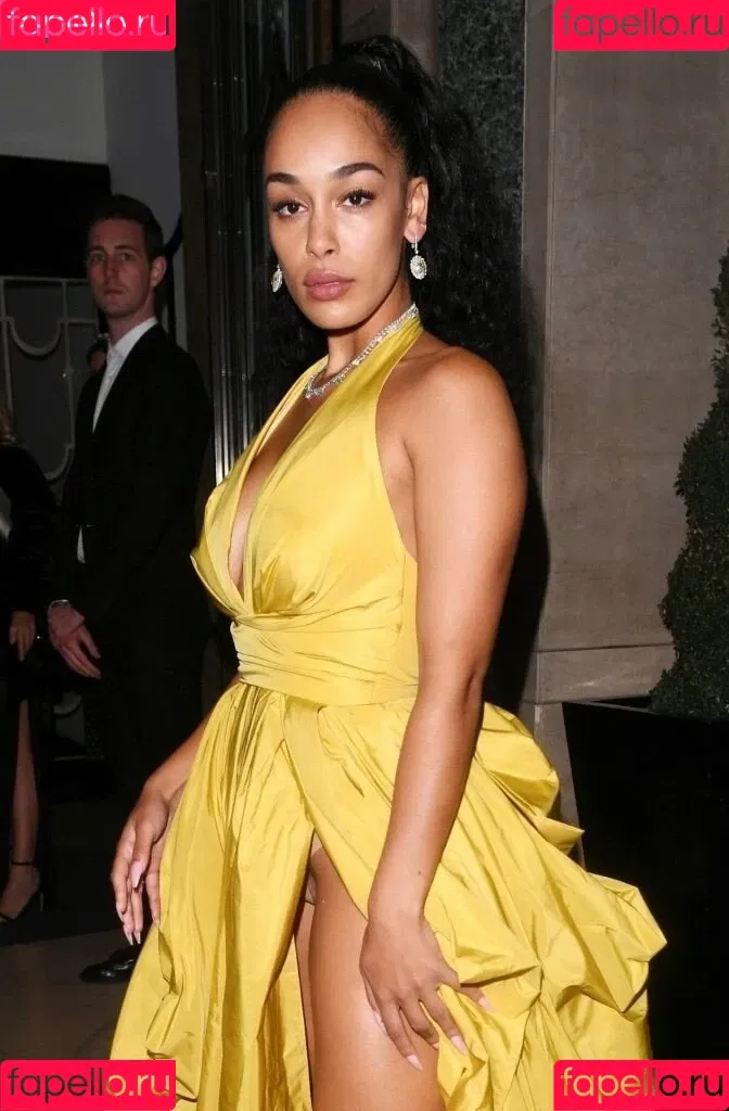 Jorja Smith Onlyfans Photo Gallery 