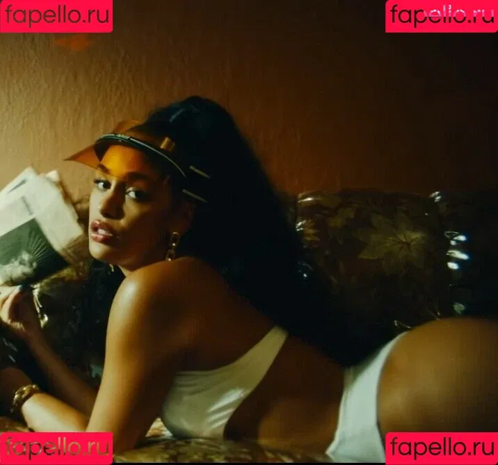 Jorja Smith Onlyfans Photo Gallery 
