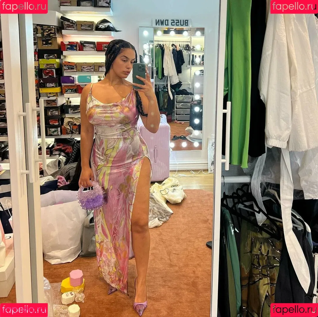 Jorja Smith Onlyfans Photo Gallery 
