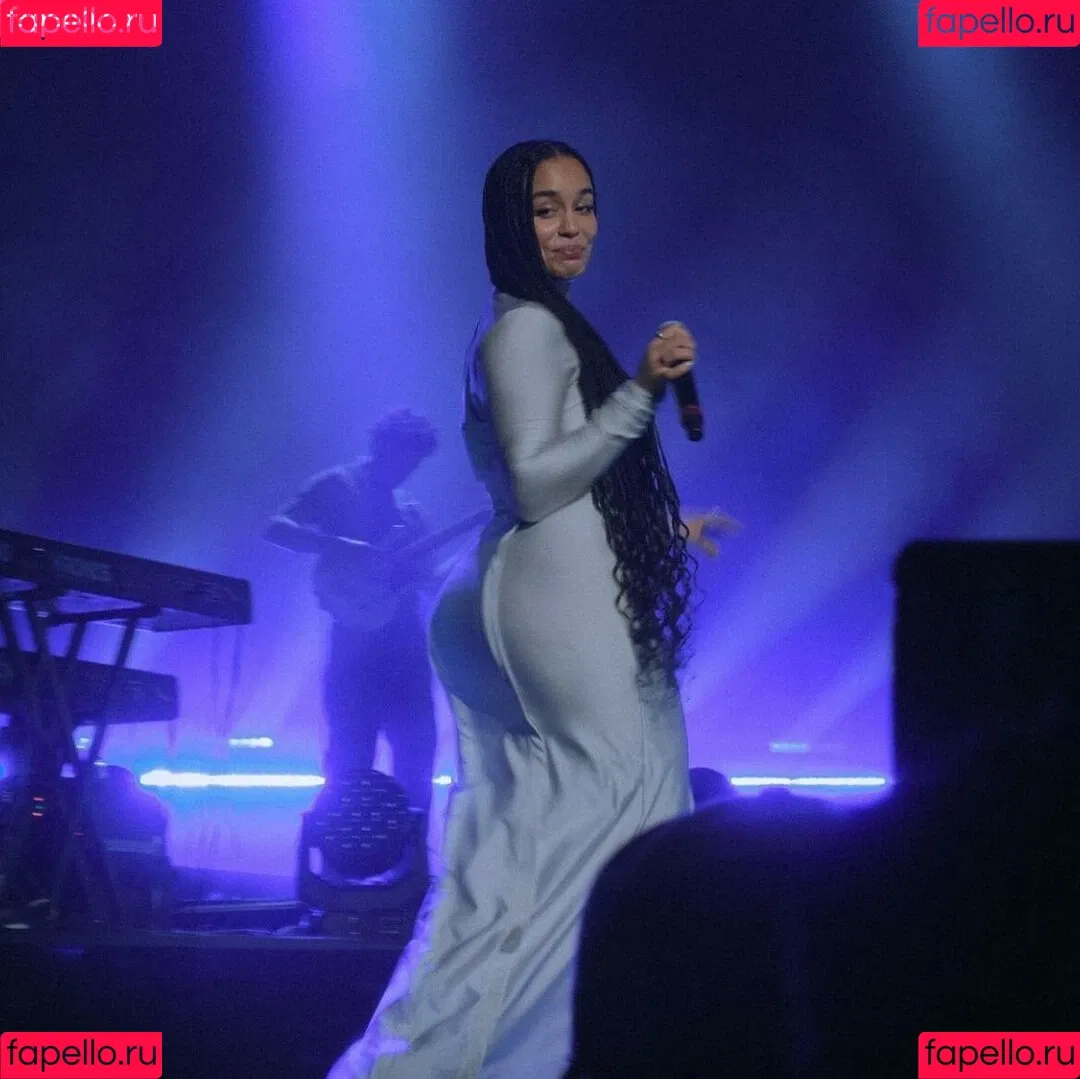 Jorja Smith Onlyfans Photo Gallery 