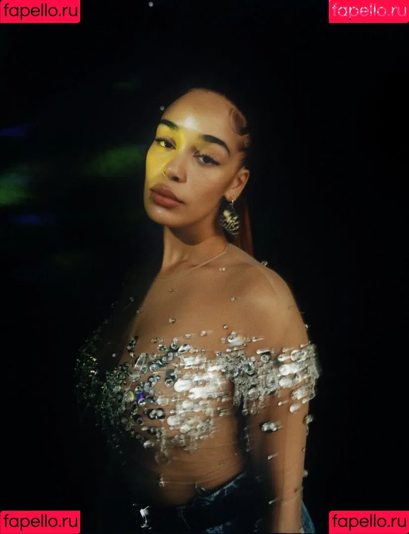 Jorja Smith Onlyfans Photo Gallery 