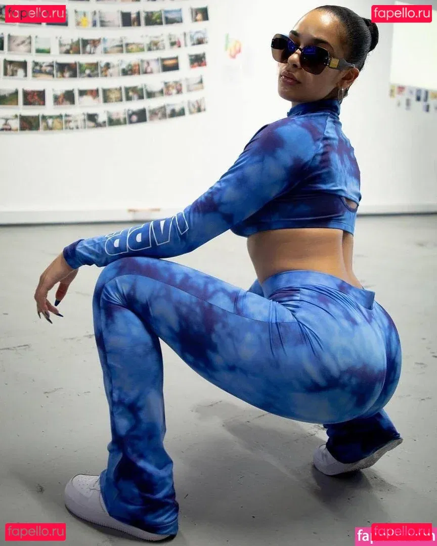 Jorja Smith Onlyfans Photo Gallery 