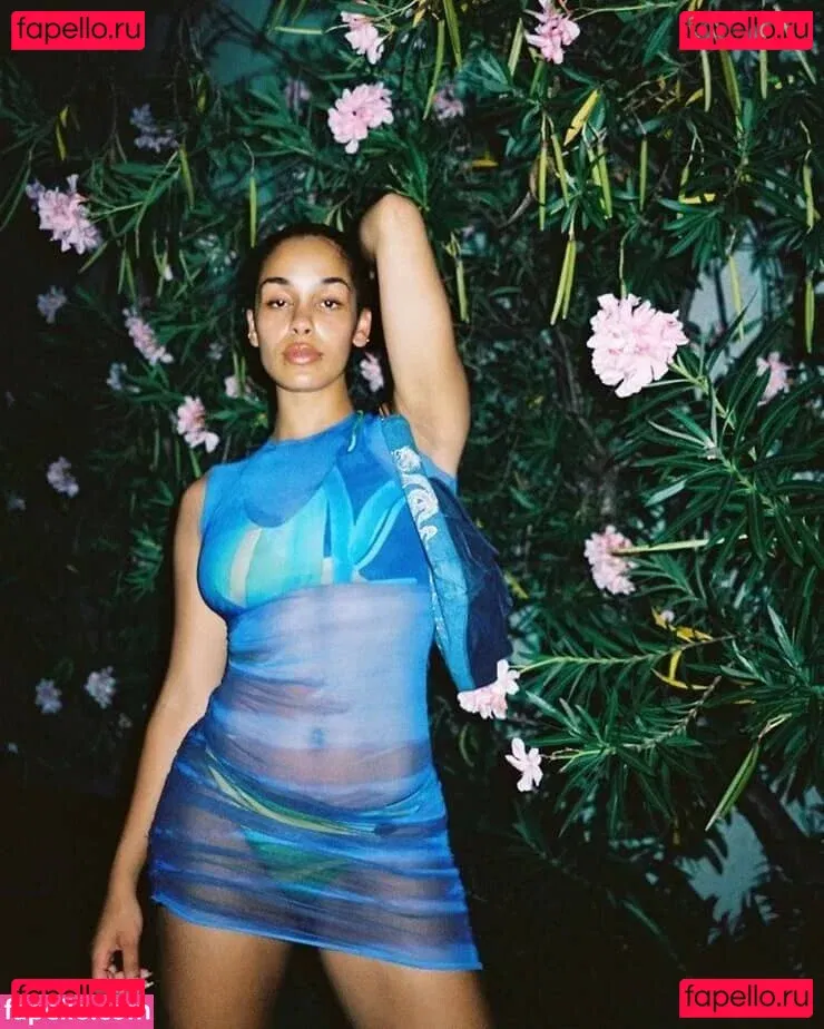 Jorja Smith Onlyfans Photo Gallery 