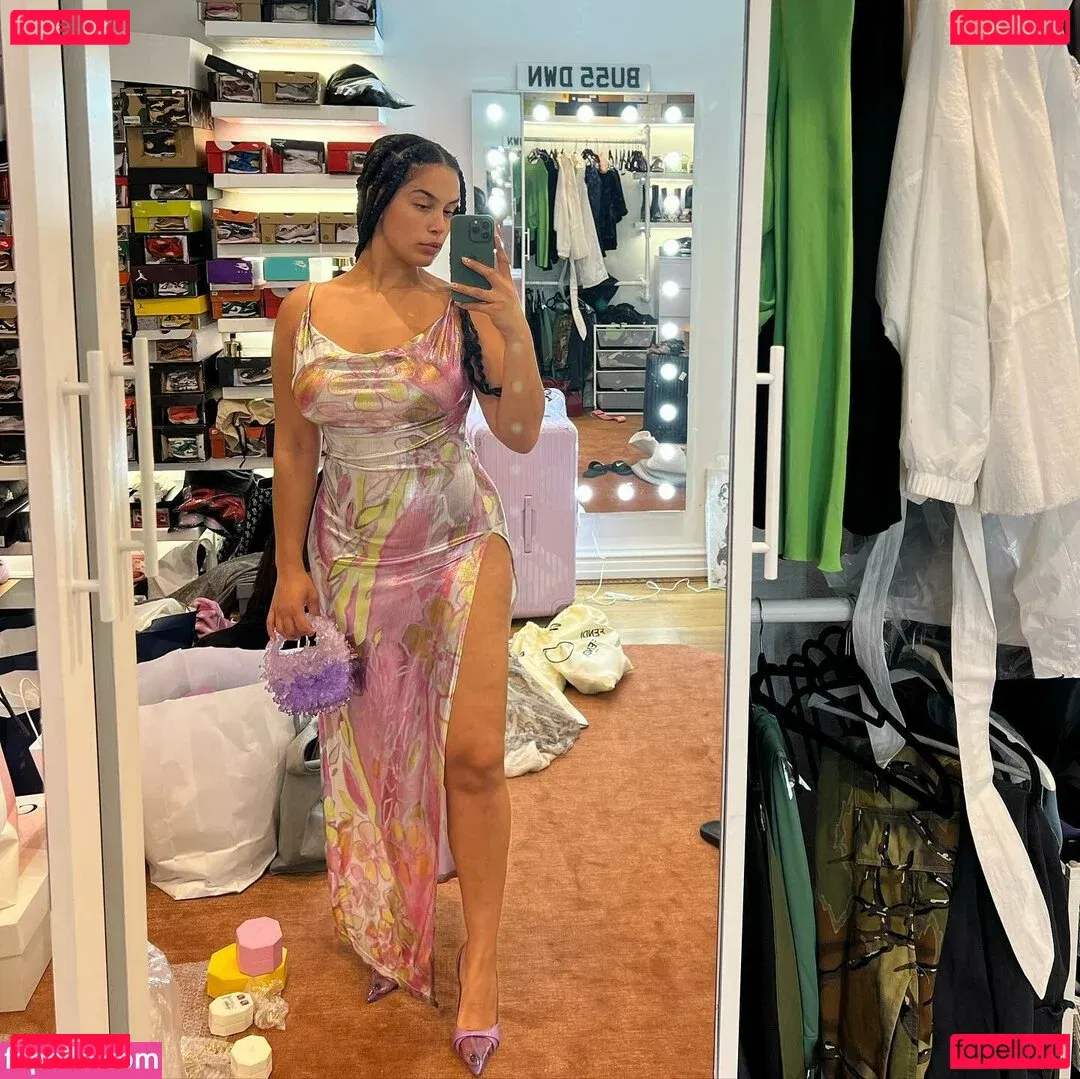 Jorja Smith Onlyfans Photo Gallery 