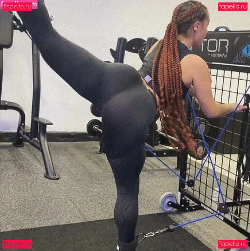 Jorja Smith Onlyfans Photo Gallery 