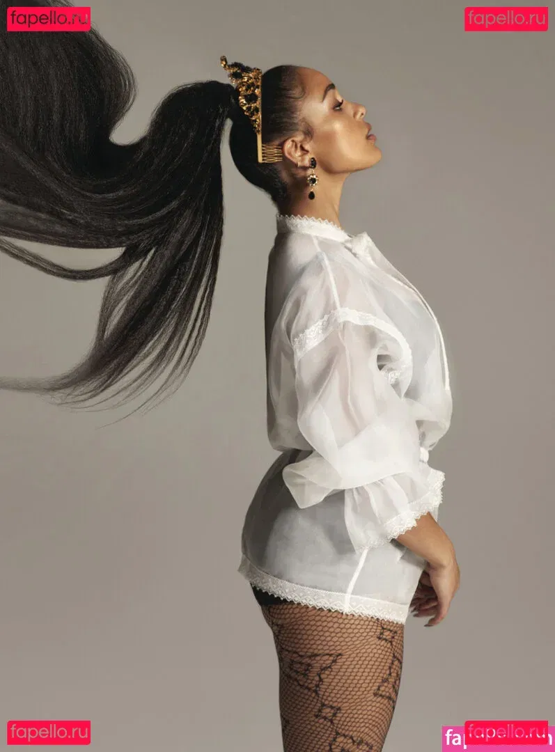 Jorja Smith Onlyfans Photo Gallery 