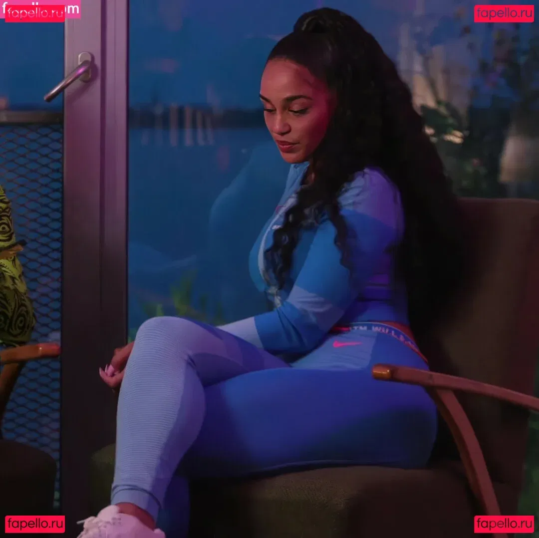 Jorja Smith Onlyfans Photo Gallery 