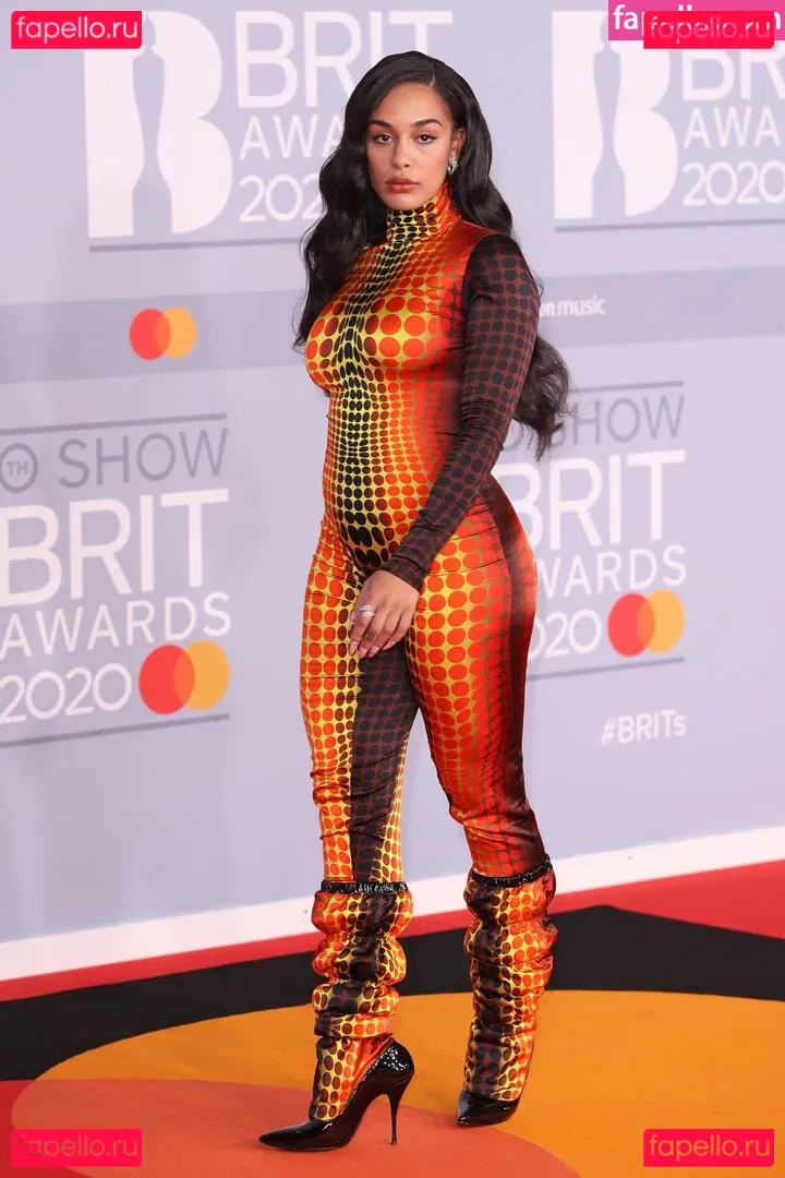 Jorja Smith Onlyfans Photo Gallery 