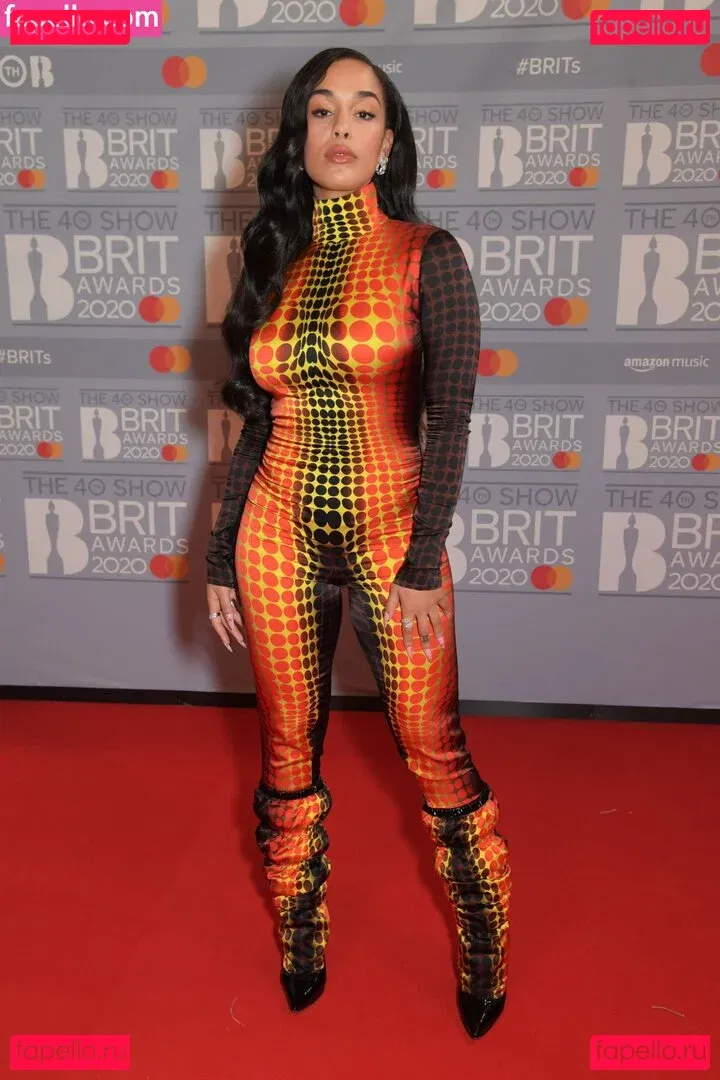 Jorja Smith Onlyfans Photo Gallery 