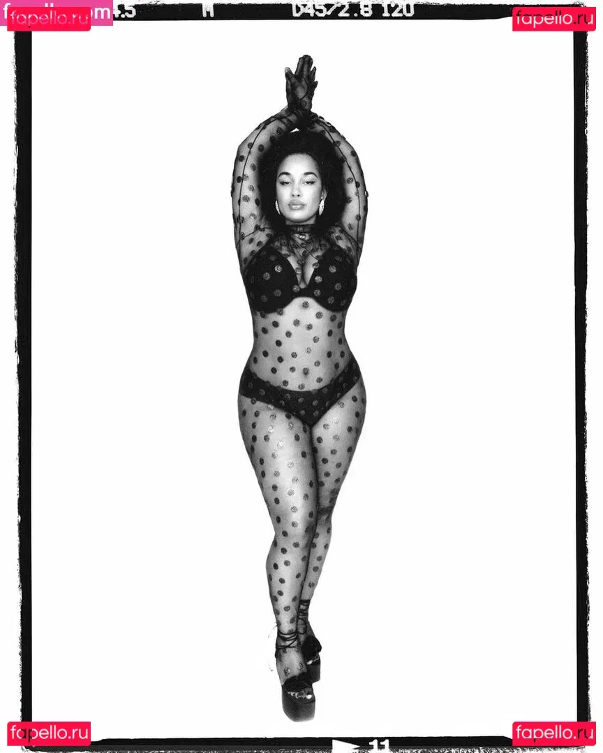 Jorja Smith Onlyfans Photo Gallery 