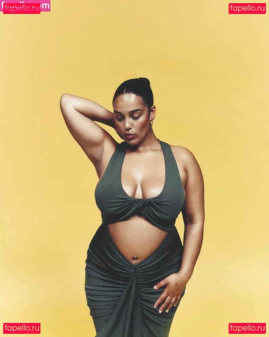 Jorja Smith Onlyfans Photo Gallery 